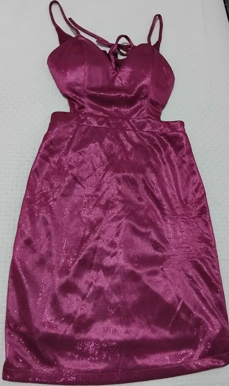 Vestido Rosa chiclete de brilho