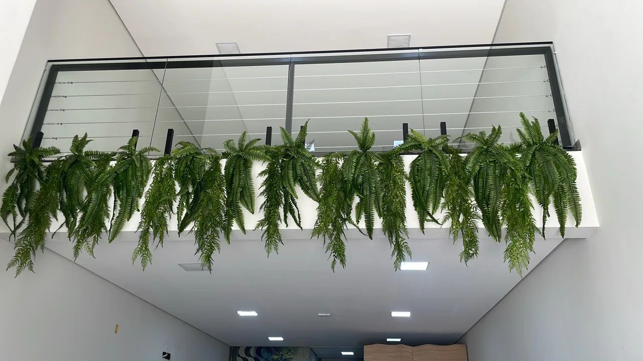 Plantas pendentes artificiais 