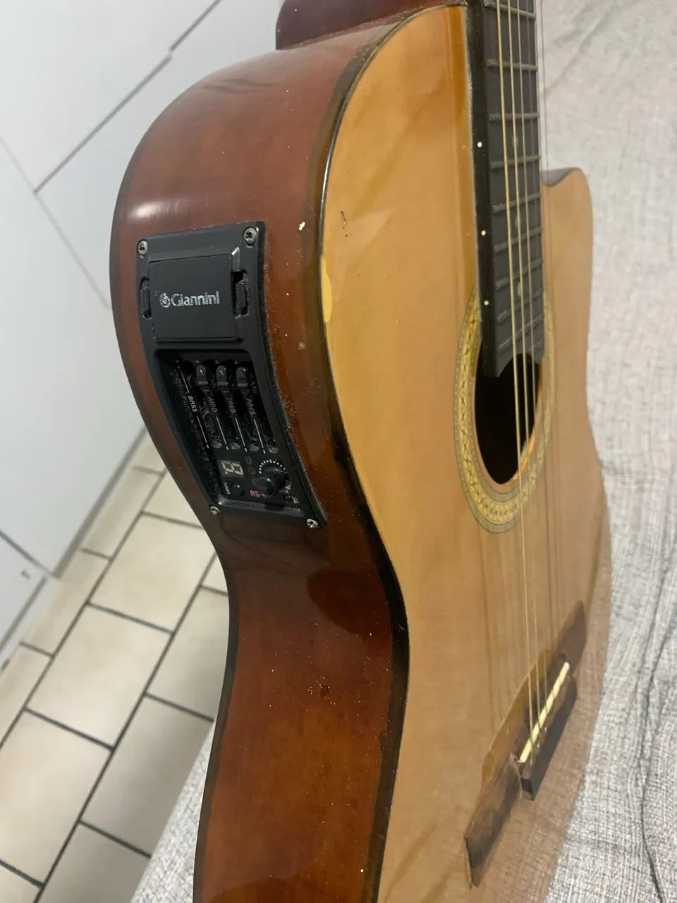 Violão de Aço Gianninni - PRA VENDER LOGO