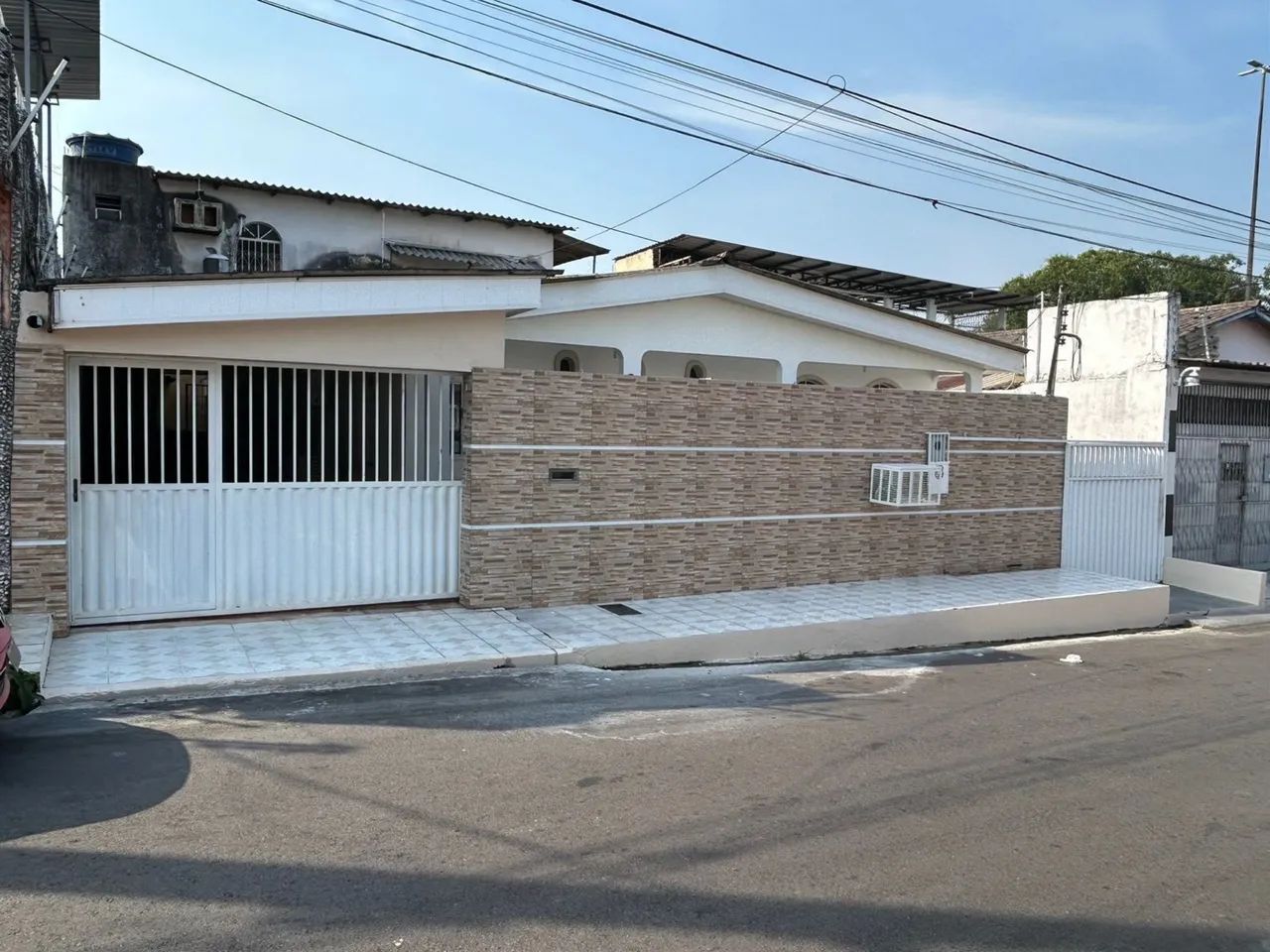 Alugo Apartamento no Parque Dez 1