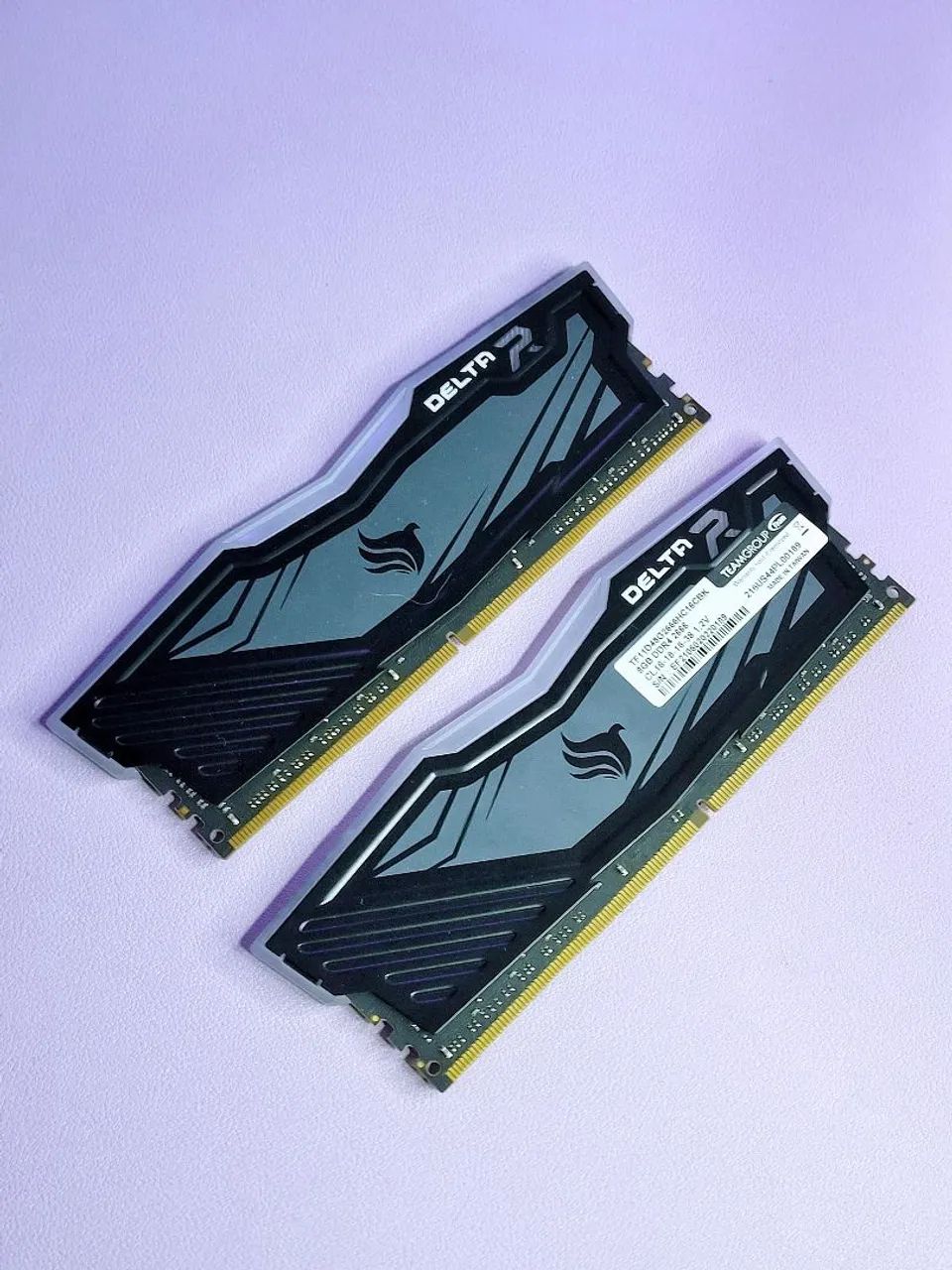 Memórias ram ddr4 tforce delta R rgb 2x8 2666mAh 