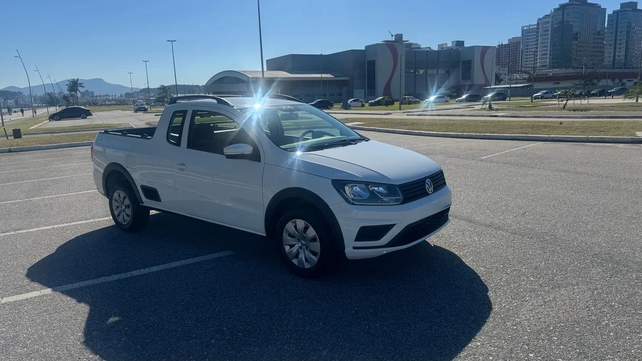Volkswagen Saveiro Trendline 1.6 T.flex 8V CE 2017 - Foto 3