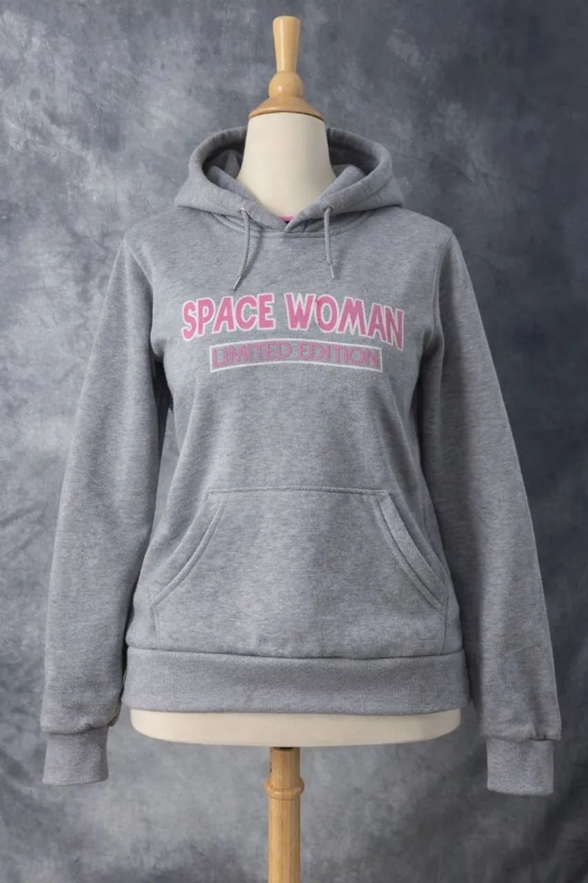 Moletom Cinza com Capuz 