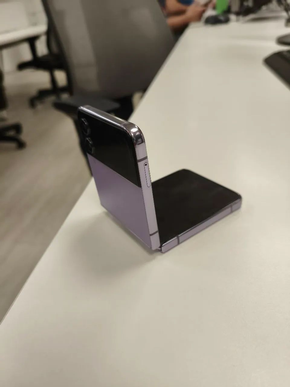 Samsung ZFlip 4 - Foto 3