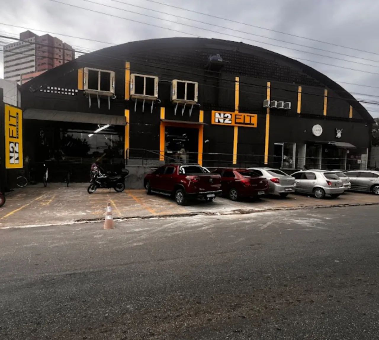 Lojas/Salas Comerciais de 10 a 16 m2.