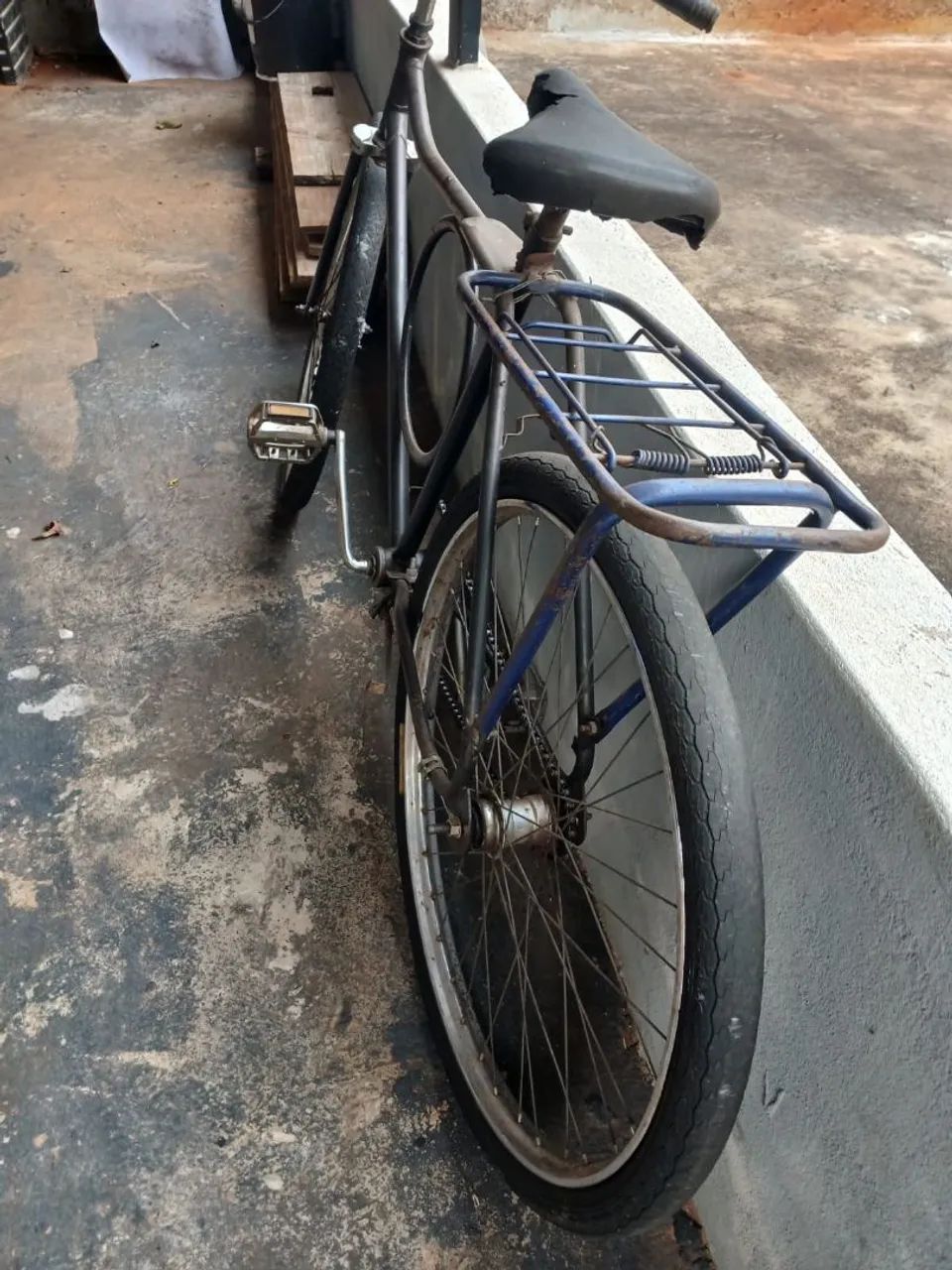 Vendo bicicleta antiga