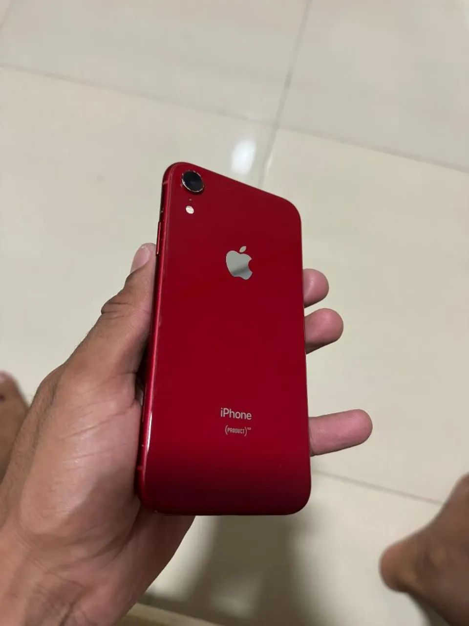 iPhone XR vermelho 