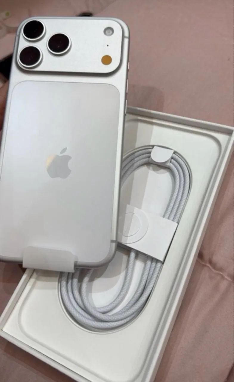 iPhone 17 pro max prata