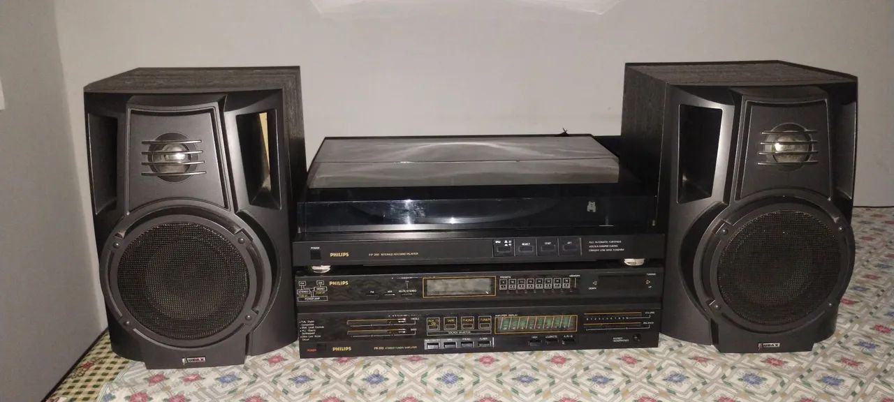 Conjunto Philips FR 310, RECEIVER + TOCA DISCO + PAR DE CAIXAS - Foto 2
