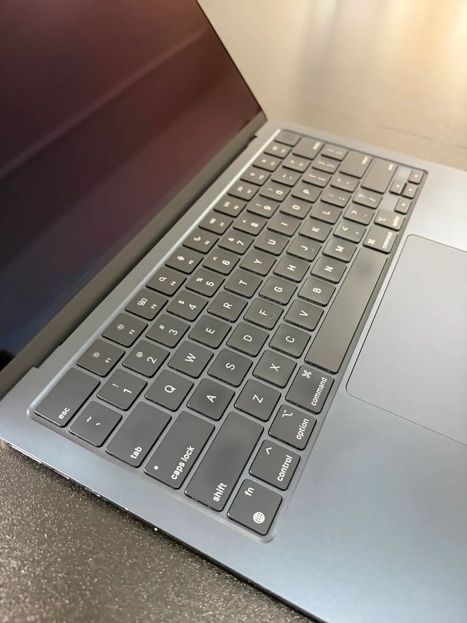 MacBook Air M2 13 Novíssimo - Foto 3