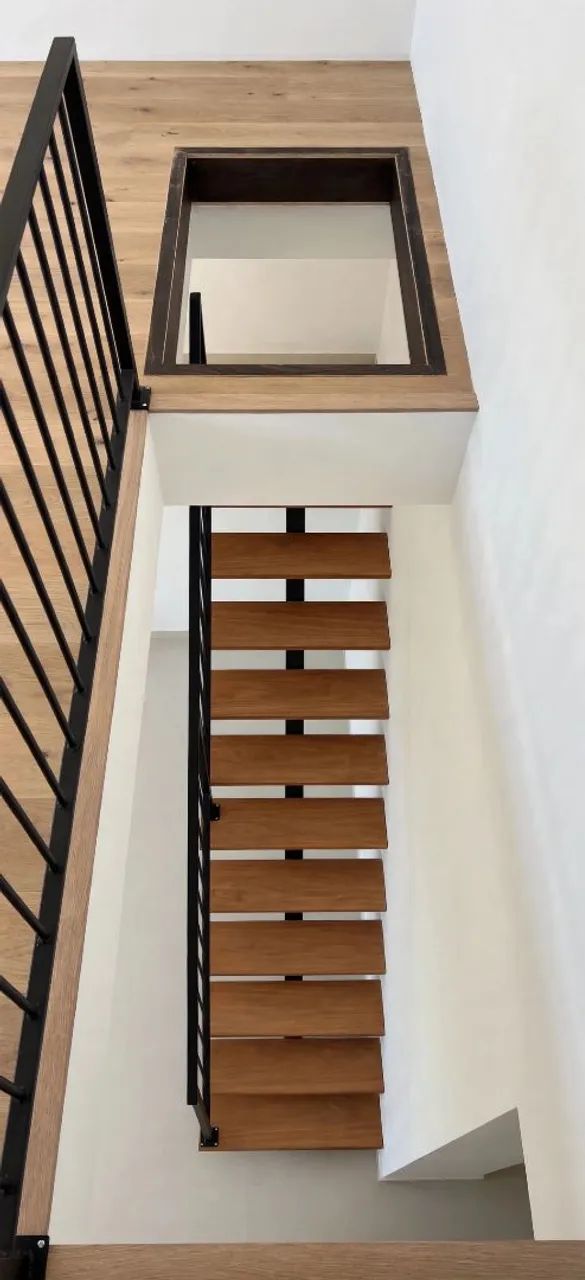 Escadas sobe medida  - Foto 5