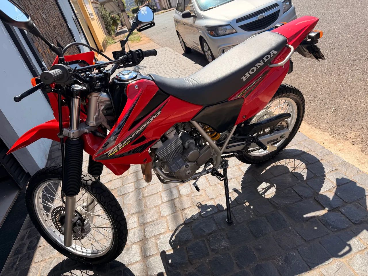 Tornado 250cc 2008 - Foto 2