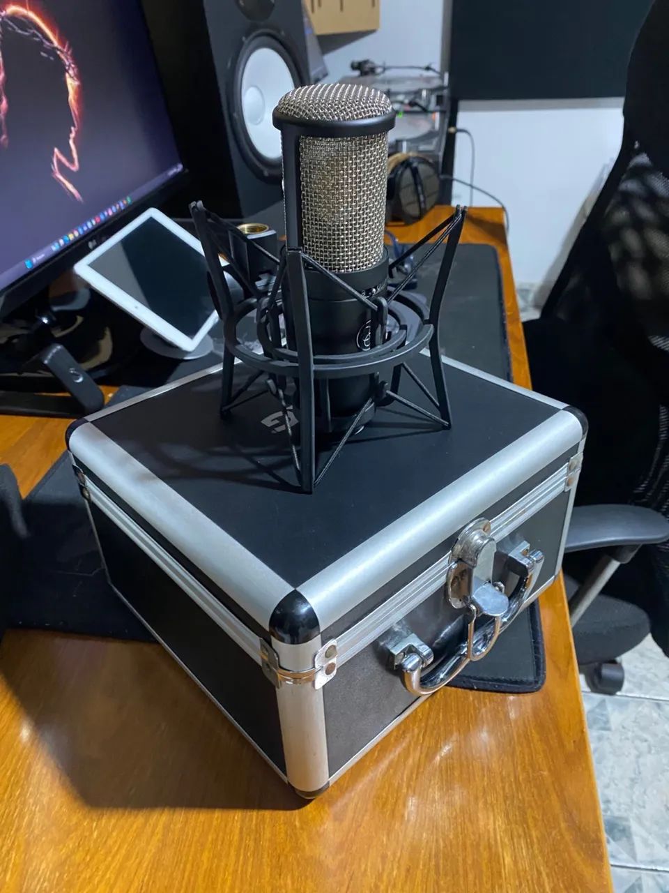 Microfone AKG P420 Estado De Novo  - Foto 3