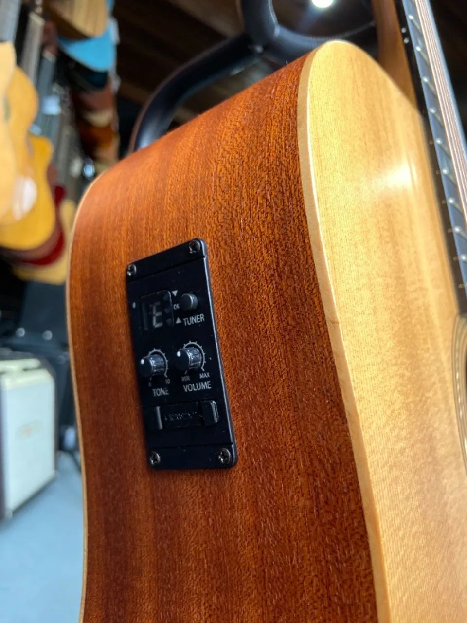 Violão Taylor Academy 10e elétrico c/capa zerado - Foto 3
