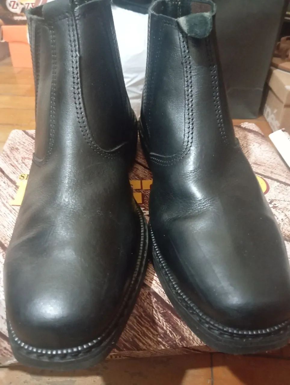 Vendo Botina Couro legítimo  - Foto 2