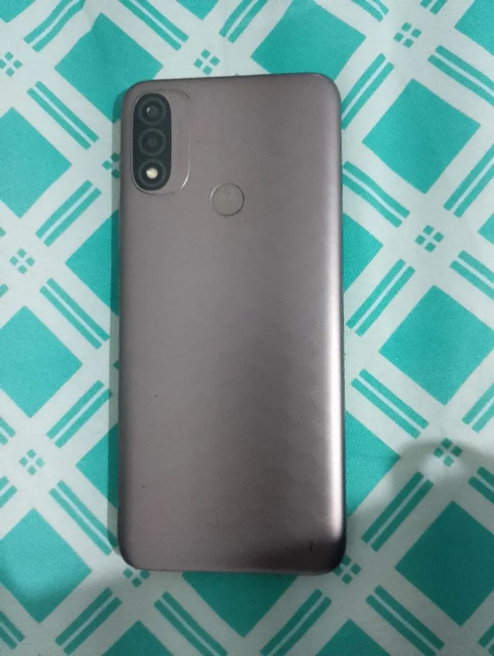 Celular moto e20 tudo funcionando/ ok. - Foto 3