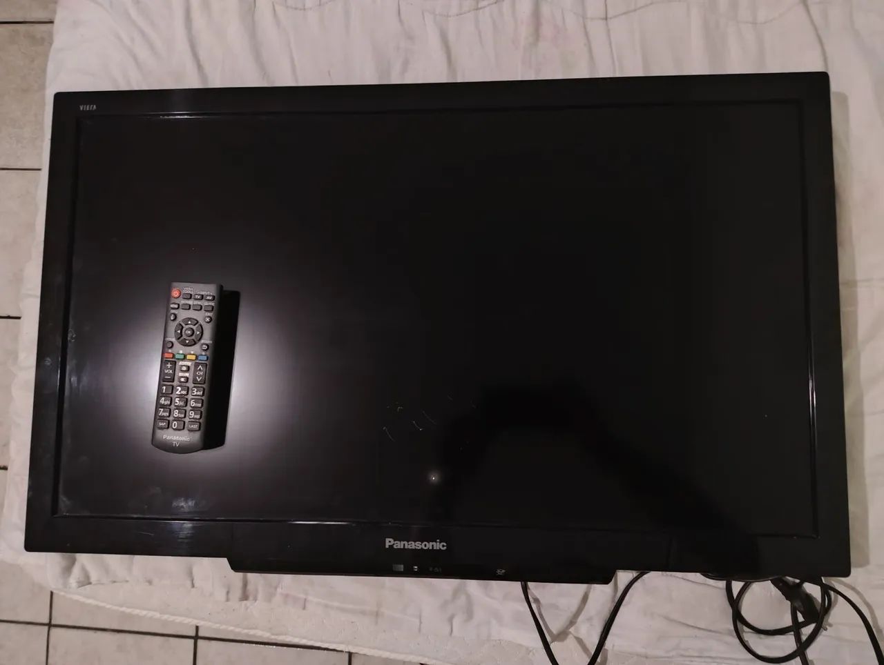 Tv Panasonic 32 Polegadas com controle remoto  - Foto 2
