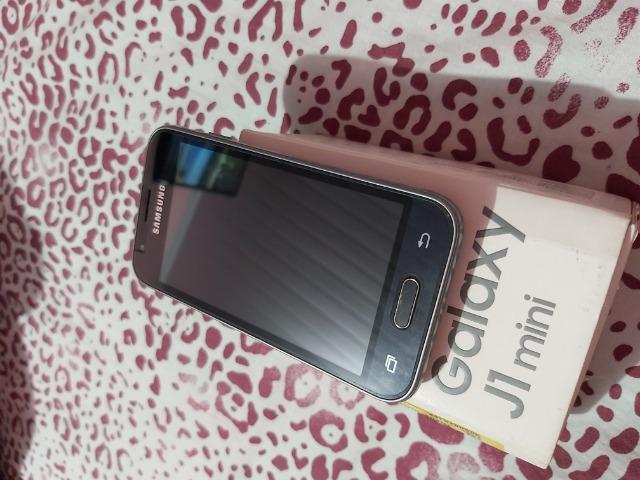 Smartphone Samsung galaxy J1 - Foto 2