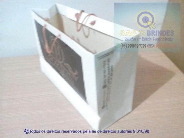 Compre-100-sacolas-de-papel-branco-personalizada-em-são-luis-tamanho-média - Foto 2