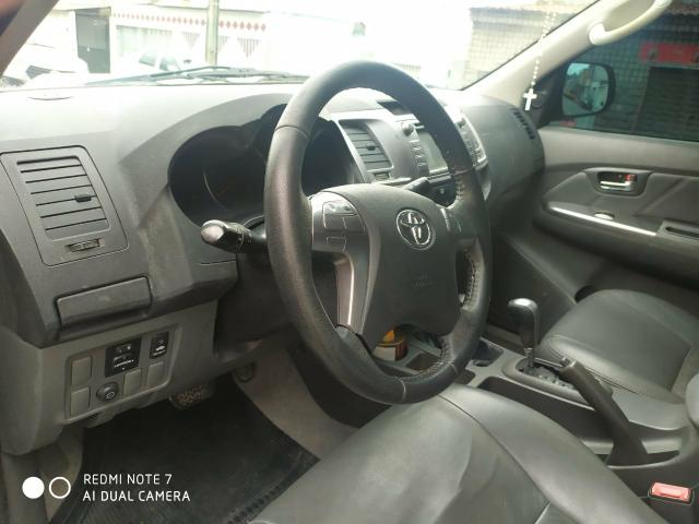 Hilux 2014 automática - Foto 6