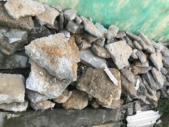 Doação de cascalho de obra