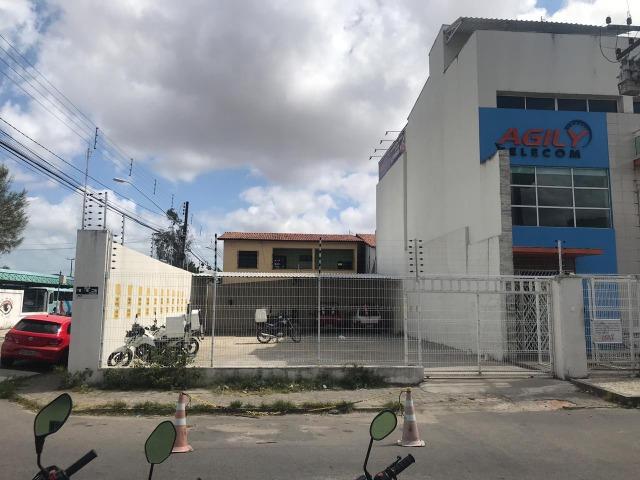 Alugo excelente terreno, ponto comercial no bairro Conjunto Ceará ideal para investir