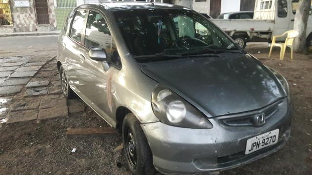 Vendo ou troco Honda fit 2004 quitado $6.500 leia o anúncio - Foto 9
