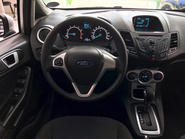 Ford Fiesta SEL 1.6 16V Flex Aut. 5p - Prata - 2017 - Foto 5
