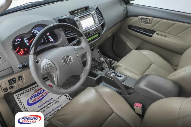 Hilux SW4 SRV 3.0 T.D.I 4x4 Aut - Foto 19