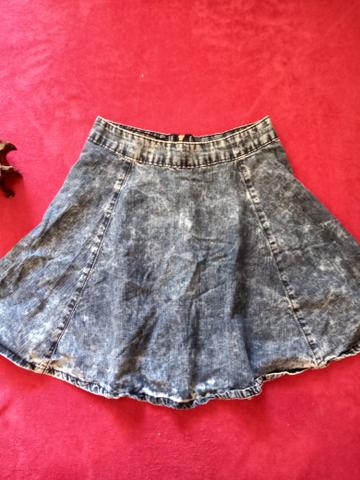 Saia BlueSteel 34 e blusa Hering P - Foto 2
