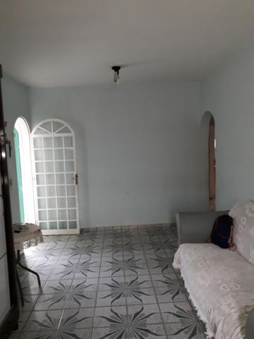 Vendo casa QNJ 3 ótima localização perto de Shopping parada de ônibus super mercados - Foto 5