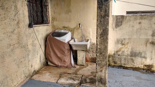 Casa antiga com otimo terreno rua cracituba proximo colegio antonio maceo - Foto 7