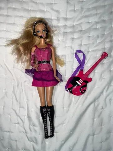 boneca barbie roqueira