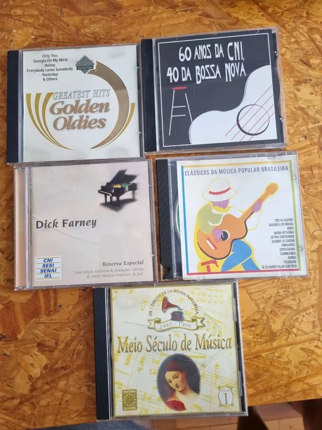  5 CDs com coletâneas músicas diversas