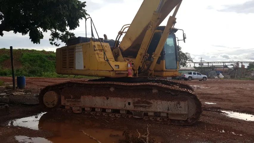 Escavadeira Komatsu PC600 - 2008 - 8000h (motor feito) - Foto 5