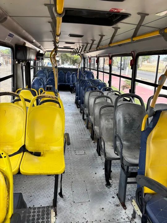 Ônibus 2011 torino  - Foto 3