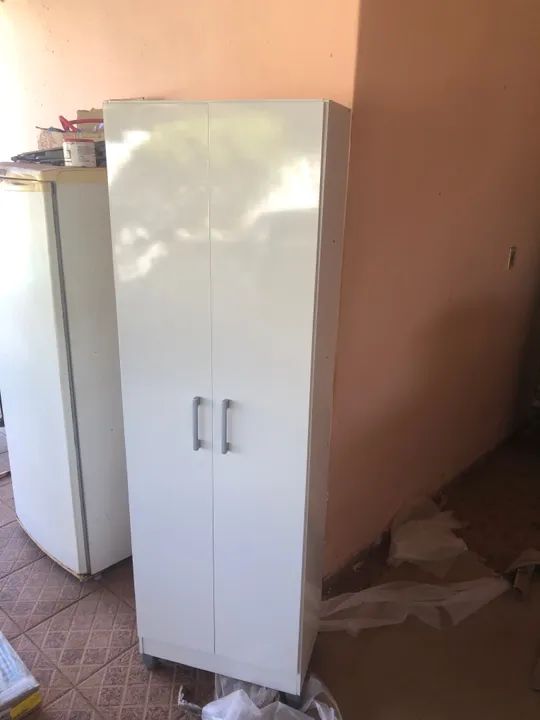 Armário multiuso novo - Sapateira - Guarda Roupa - Materiais de limpeza - Montagem grátis 