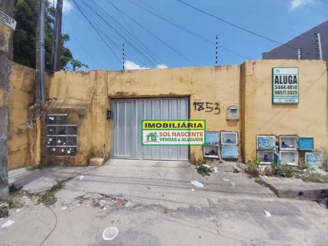 Apartamento com 2 dormitórios para alugar, 35 m² por R$ 881,00/mês - Edson Queiroz - Forta