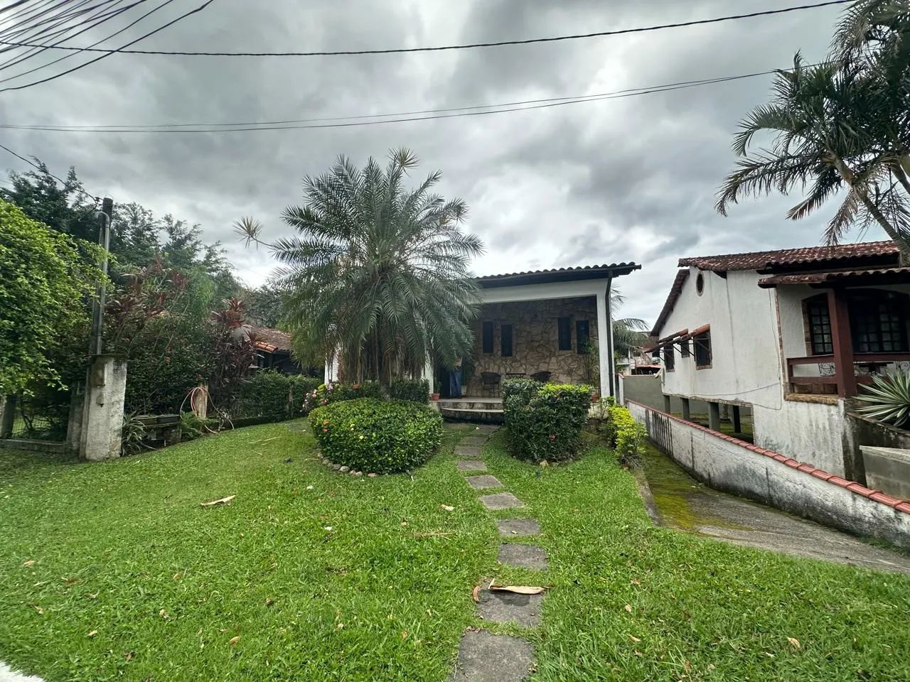 CASA A VENDA NO CONDOMÍNIO FAZENDA MURIQUI 