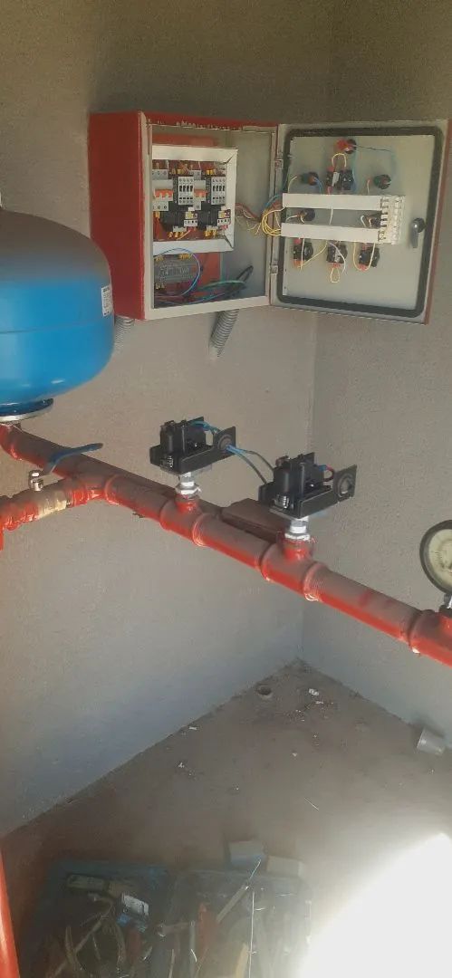 Multi Sistema de Combate  à Incêndio, Bombas d'água, Automação  - Foto 2