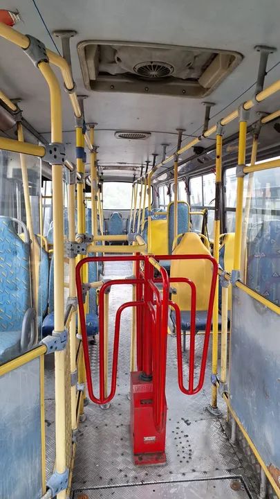 Onibus curto mercedes 1418 ano 2010 - Foto 6