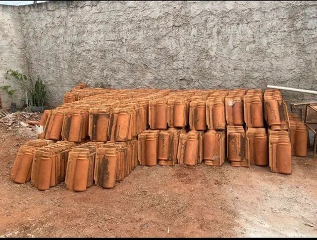 Vendo telhas média 1300 unidades  - Foto 2