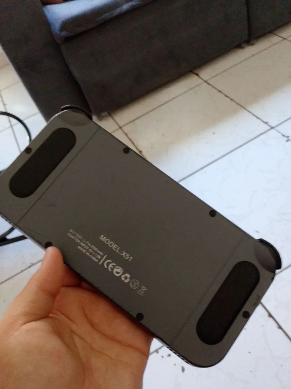 Nintendo Switch - Azul e Vermelho - Foto 2