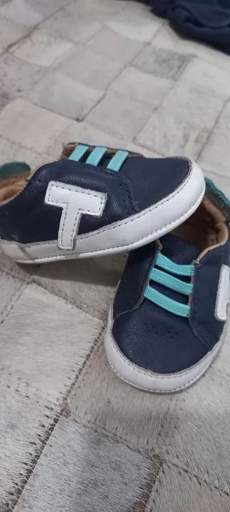 Vendo tenis tigor 
