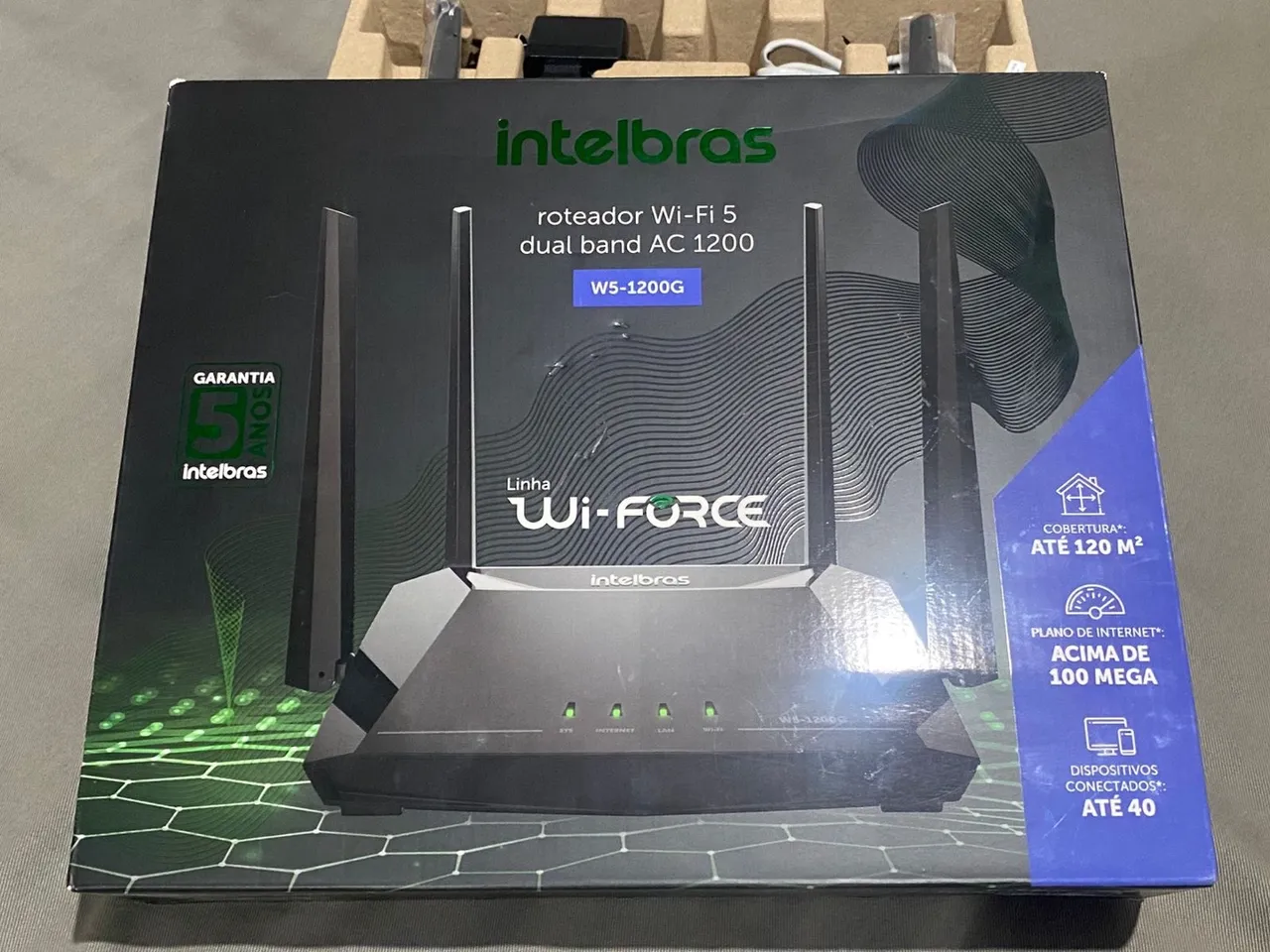 Roteador Wi-fi INTELBRAS Giga W5-1200G em estado de novo