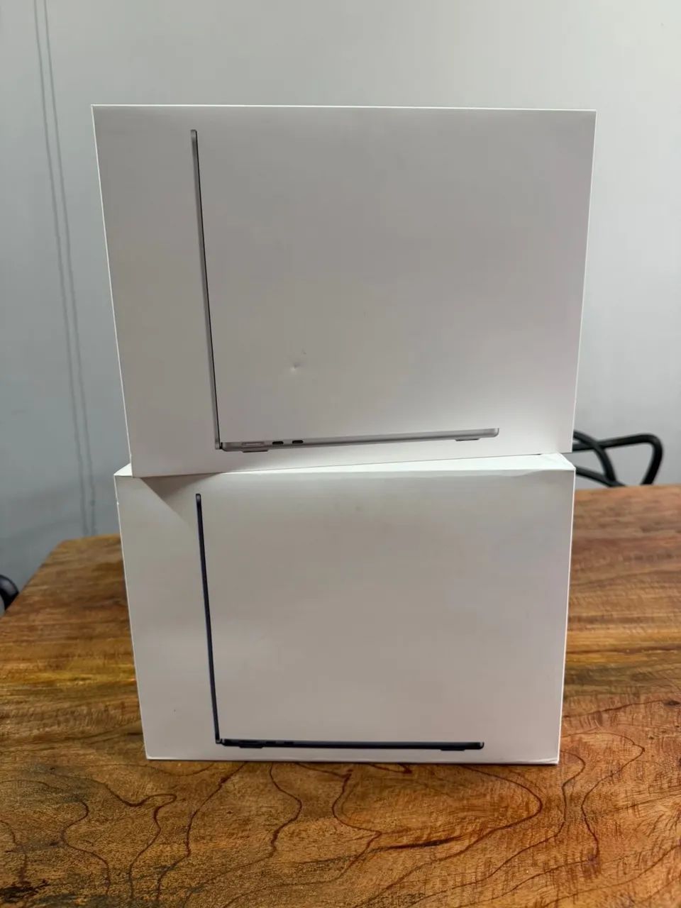 MACBOOK AIR M4 // LACRADO 