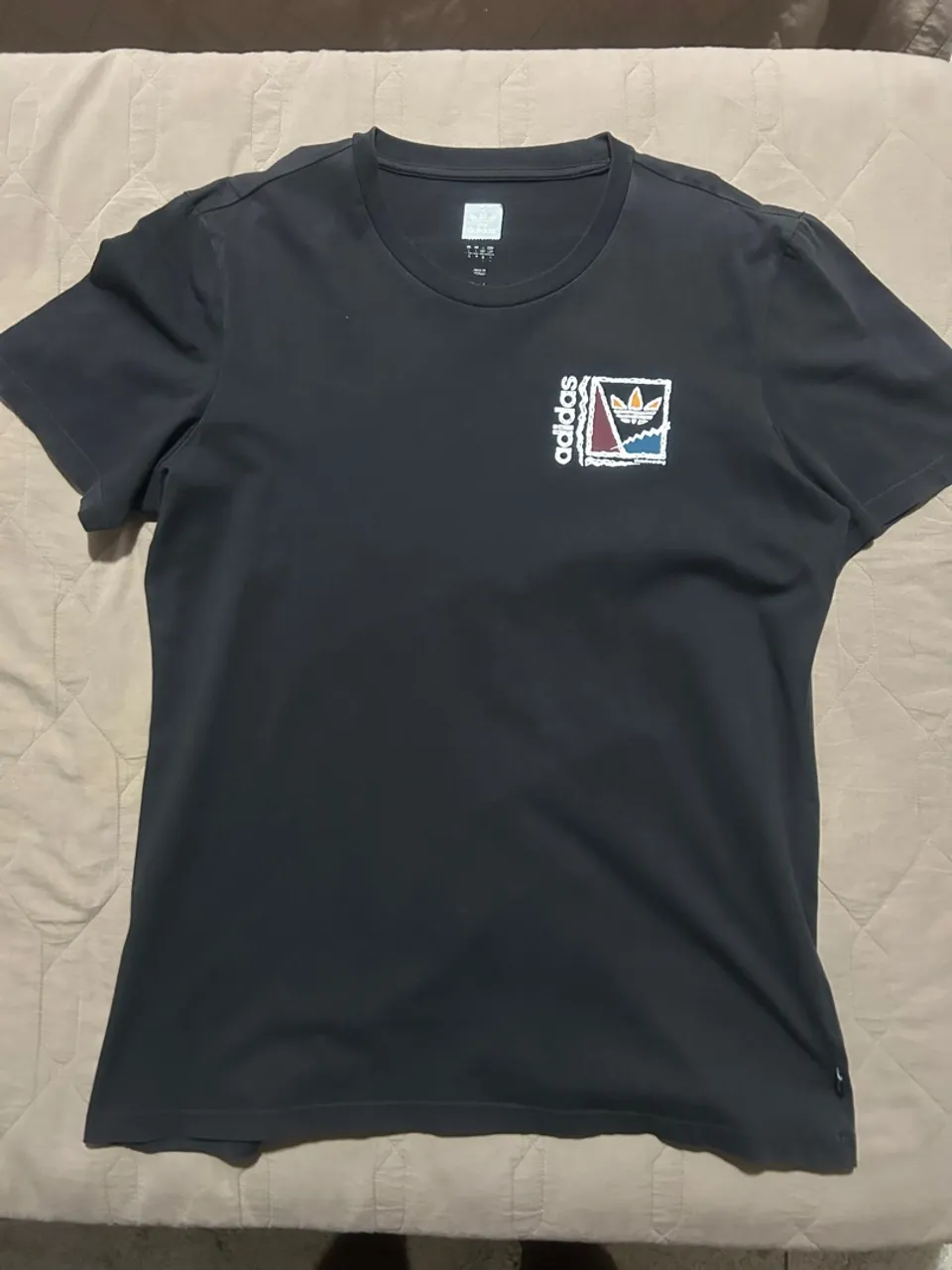 Kit 6 camisetas.