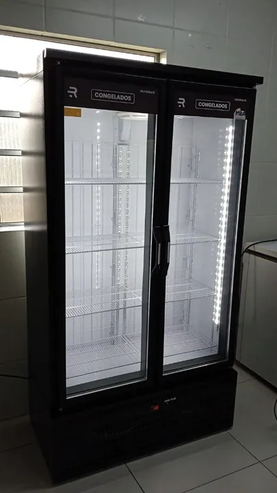 Balcão expositor auto serviço congelados 2 portas Refrimate