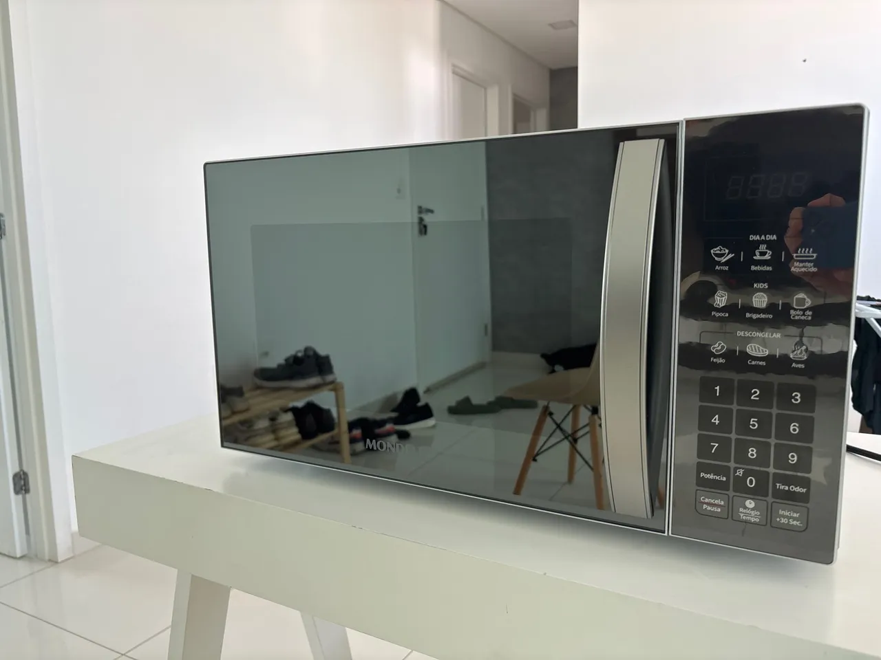 Micro-ondas Mondial - Moderno e Funcional