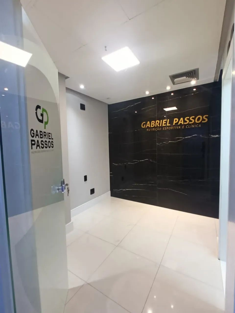 Aluguel  sala escritório  ,sem mobília no CEO - Foto 3